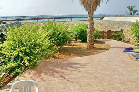 Larnaka Beach House 3 Bagian luar foto