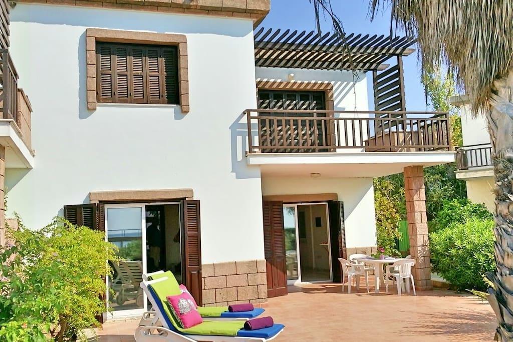 Larnaka Beach House 3 Bagian luar foto